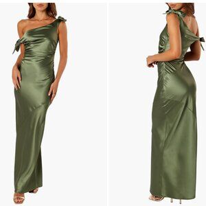 Petal & Pup Selma One-Shoulder Satin Gown | Size S